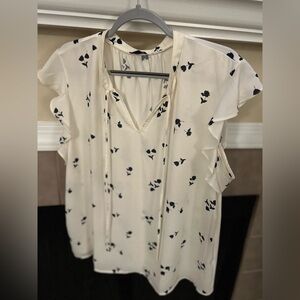 White Short Sleeve Blouse with Navy Flower Details-Ann Taylor Factory-XL
